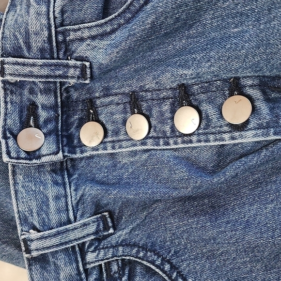 J Brand High Rise Button Fly Cropped Ankle Mom Jeans - Picture 6 of 8